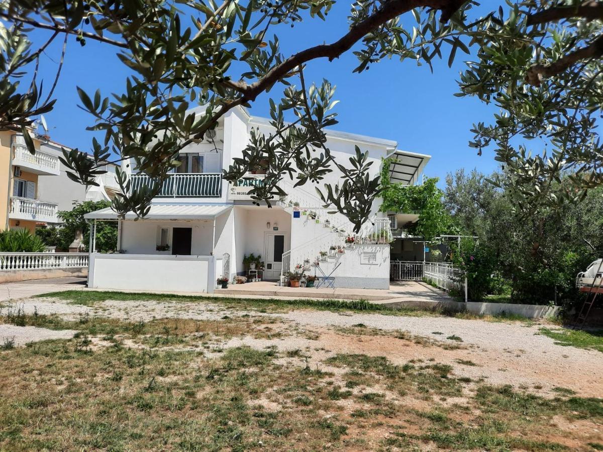 Apartmani Gracela Водице Екстериор снимка