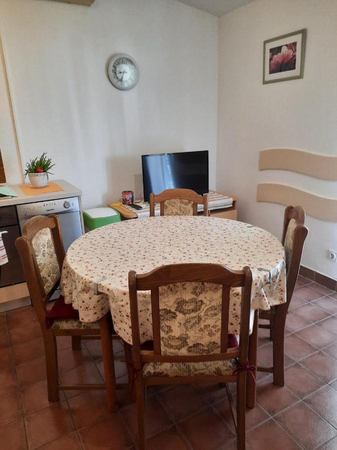 Apartmani Gracela Водице Екстериор снимка