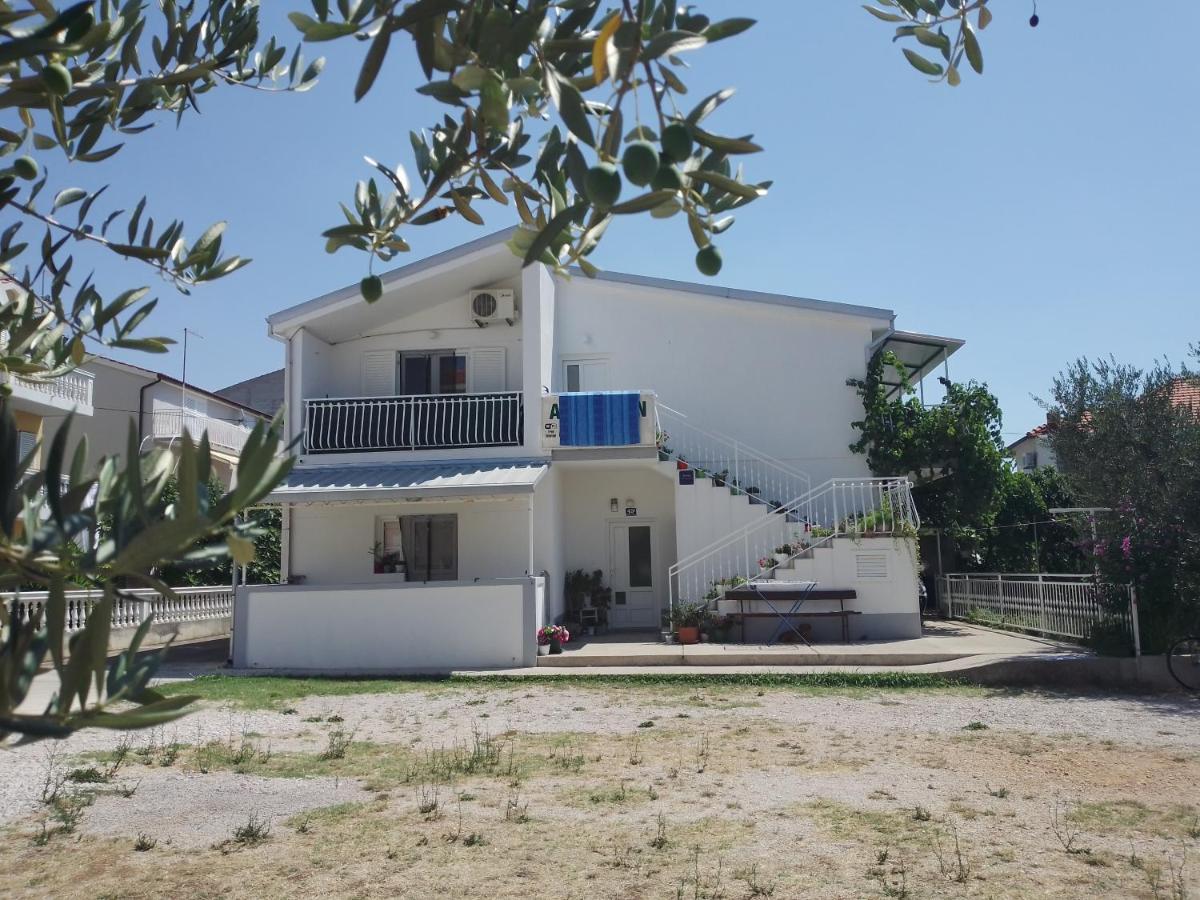 Apartmani Gracela Водице Екстериор снимка