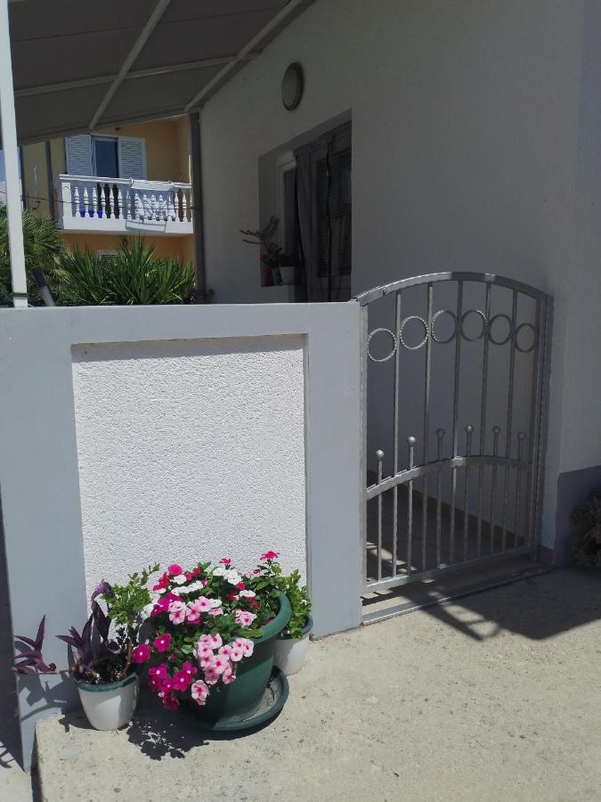 Apartmani Gracela Водице Екстериор снимка