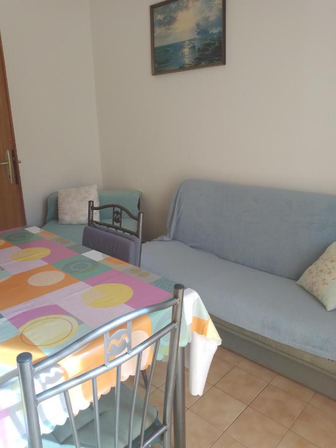 Apartmani Gracela Водице Екстериор снимка
