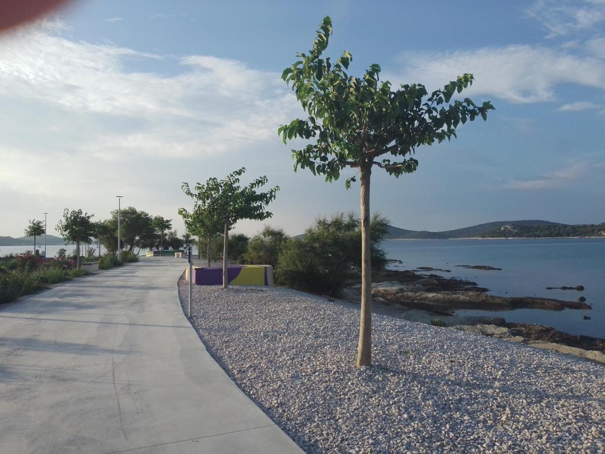 Apartmani Gracela Водице Екстериор снимка
