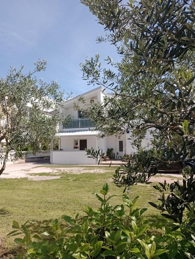 Apartmani Gracela Водице Екстериор снимка